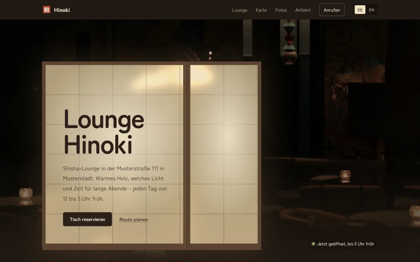 Startseite der Lounge Hinoki am Computer